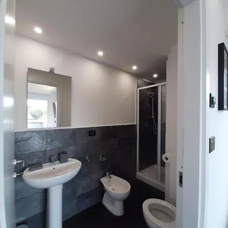 Bed and breakfast Place To Be&b 3*