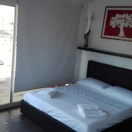 Place To Be&b Bed & Breakfast 2*